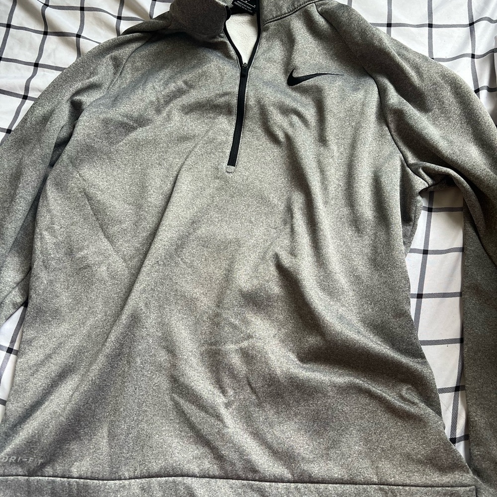 Nike Heather Gray Dri-FIT Pullover